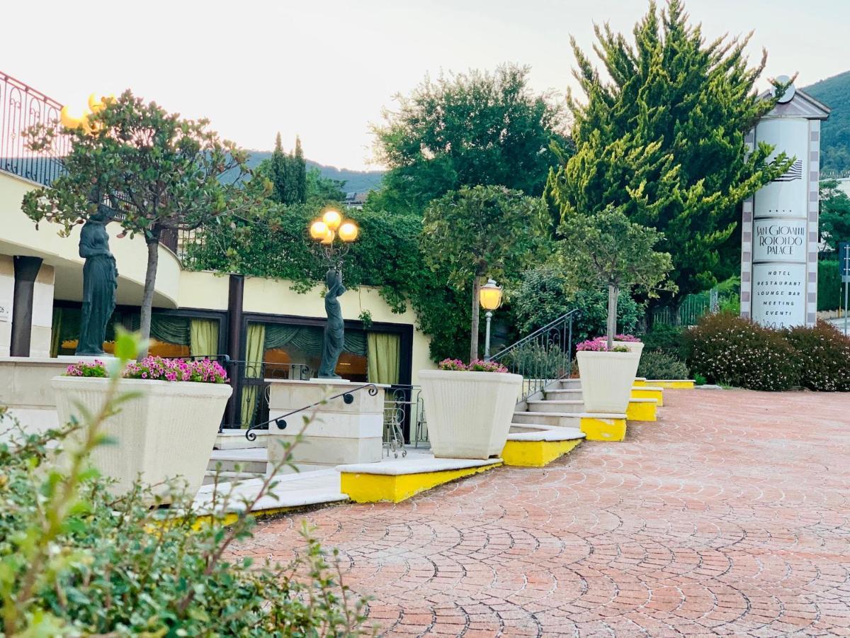 San Giovanni Rotondo Palace - Alihotels Exteriér fotografie