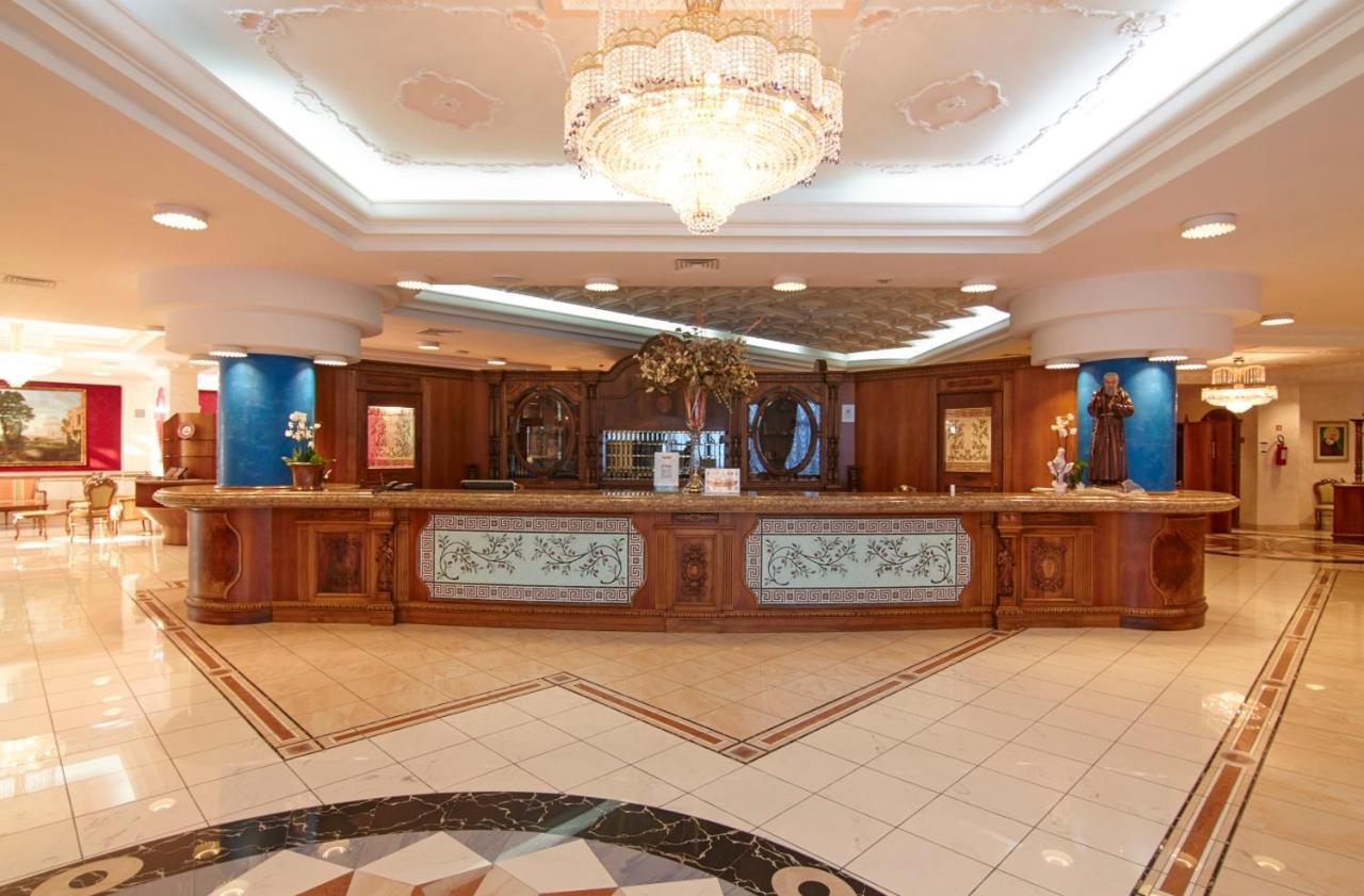 San Giovanni Rotondo Palace - Alihotels Exteriér fotografie